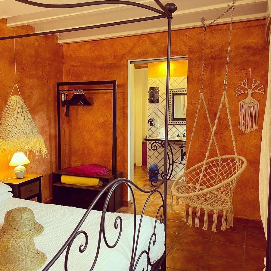 Chambres D Hotes Le Mas Julien Piscine Chauffee Adult Only Orange  Exteriér fotografie